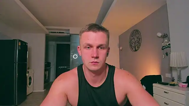 Snapshot of Samuel_Andrew chatting on October 17, 1:53 am Samuel Andrew online show from October 17, 1:53 am