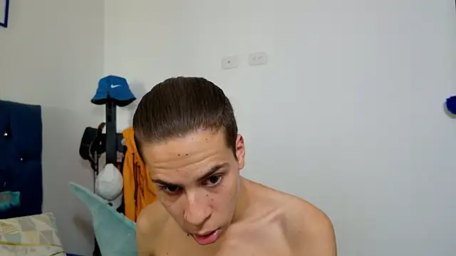 grey   27 online show from February 23, 8:22 pm