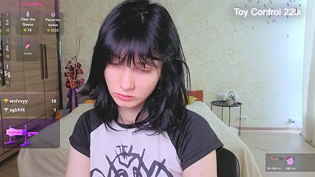 Snapshot of JulisSweet chatting on June 28, 7:03 am JulisSweet online show from June 28, 7:03 am