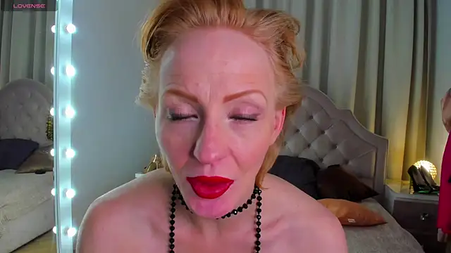 SquirtyAlisa online show from January 29, 8:25 pm