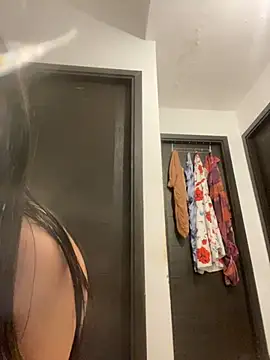 Hot-Sarah-arab online show from December 14, 8:45 am