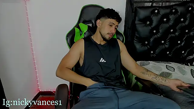 nicky vances online show from February 24, 5:00 pm