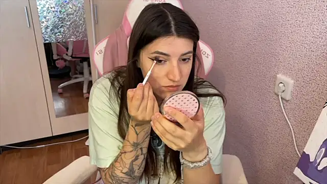 Katrin  kiss online show from April 17, 10:18 am