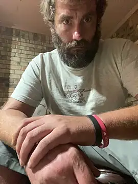 bigJohnson223 online show from October 2, 4:52 am