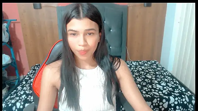 lyanamerry0 online show from October 2, 8:49 pm