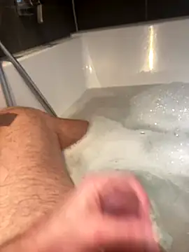 LivingLegend1978 online show from October 25, 2:24 pm