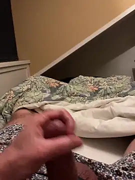 LivingLegend1978 online show from February 9, 11:20 pm