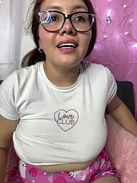 Snapshot of solecito_22 chatting on December 13, 3:05 am solecito 22 online show from December 13, 3:05 am