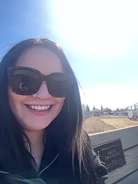 skinwalkingzombie online show from April 21, 8:55 pm