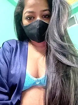 Monalisa Singh online show from February 8, 6:55 pm