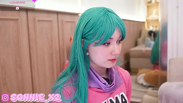 Snapshot of Sonnie_ chatting on January 28, 2:42 pm Sonnie online show from January 28, 2:42 pm