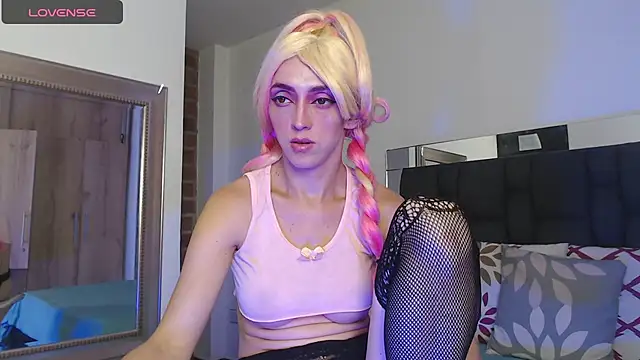 arenita  stone online show from February 11, 8:52 pm