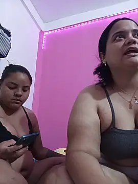 Snapshot of brunnette_hot chatting on June 1, 10:50 am brunnette hot online show from June 1, 10:50 am