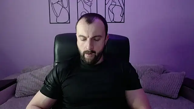 brindlefly6969 online show from March 19, 11:25 am