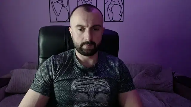 brindlefly6969 online show from March 24, 11:26 am