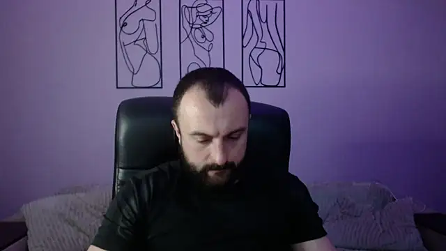 brindlefly6969 online show from April 18, 10:41 am