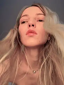 Adelina0001 online show from February 2, 2:32 am