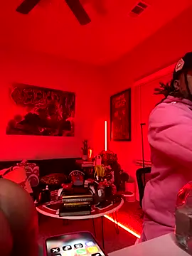 4EVAGLACIERS online show from October 26, 5:13 am