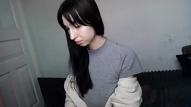 Snapshot of ElizaSwon chatting on September 21, 2:29 pm ElizaSwon online show from September 21, 2:29 pm
