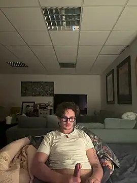 Snapshot of hardmecl chatting on December 10, 9:54 pm hardmecl online show from December 10, 9:54 pm