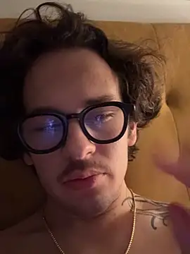 Snapshot of hardmecl chatting on September 23, 8:34 pm hardmecl online show from September 23, 8:34 pm