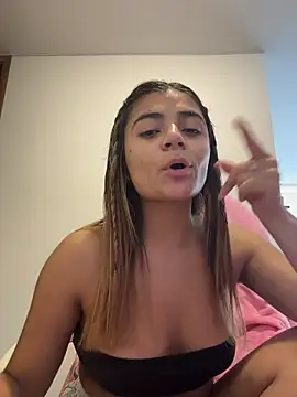 pamell col online show from March 8, 4:33 pm