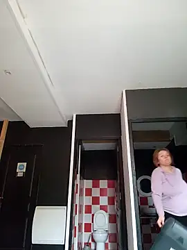 lady charlyne online show from April 2, 12:47 pm