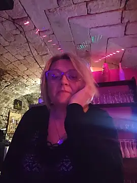 Snapshot of lady_charlyne chatting on June 12, 7:35 pm lady charlyne online show from June 12, 7:35 pm
