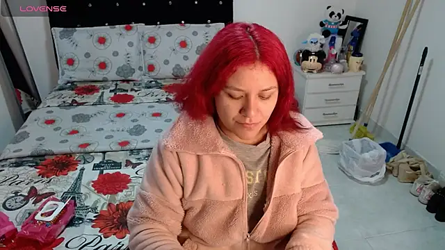 Snapshot of soniafuckboobs chatting on April 30, 12:33 pm soniafuckboobs online show from April 30, 12:33 pm