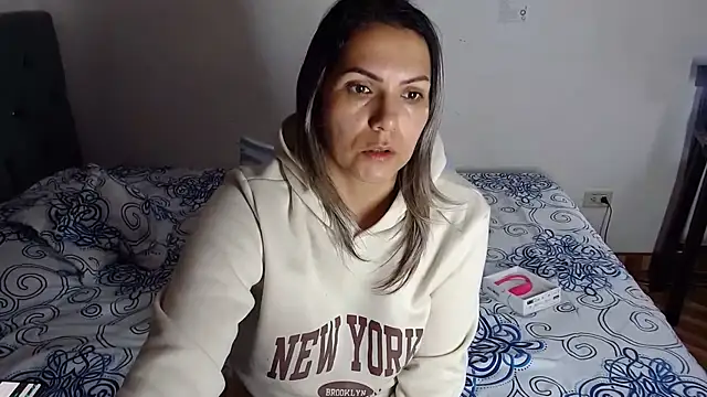 Snapshot of Chantal_hott chatting on July 14, 7:30 pm Chantal hott online show from July 14, 7:30 pm