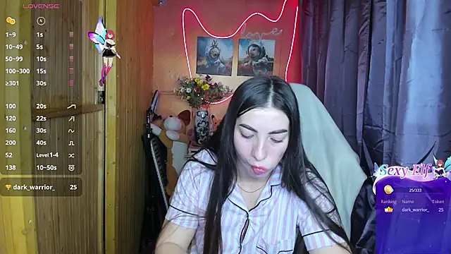 Snapshot of Fiery_Brunette_ chatting on January 1, 6:58 am Fiery Brunette online show from January 1, 6:58 am