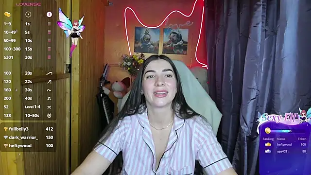 Snapshot of Fiery_Brunette_ chatting on January 3, 5:10 pm Fiery Brunette online show from January 3, 5:10 pm