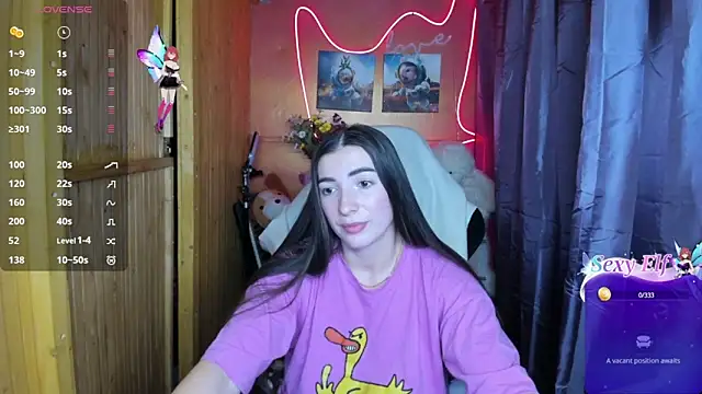 Snapshot of Fiery_Brunette_ chatting on January 9, 5:54 pm Fiery Brunette online show from January 9, 5:54 pm