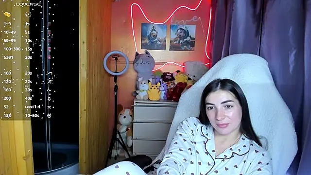 Snapshot of Fiery_Brunette_ chatting on September 19, 6:48 am Fiery Brunette online show from September 19, 6:48 am