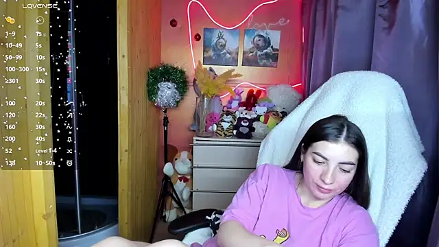 Snapshot of Fiery_Brunette_ chatting on January 9, 3:26 pm Fiery Brunette online show from January 9, 3:26 pm