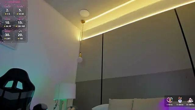 ayla13  online show from April 11, 7:18 pm