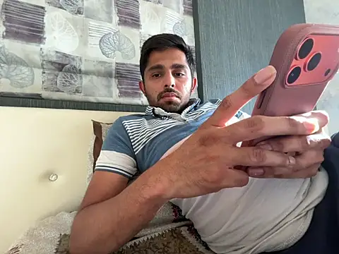 rhuh3991 online show from April 9, 11:48 am