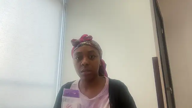 ChocolateCakeQueen online show from January 18, 10:13 pm