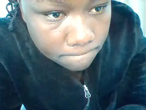 sexy cutelips online show from February 15, 8:38 pm