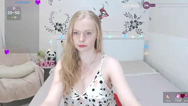 Snapshot of alice_de chatting on February 24, 11:14 pm alice de online show from February 24, 11:14 pm