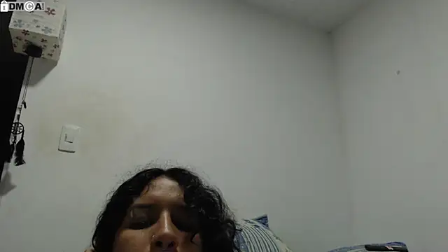 AlinaWoolf  online show from February 17, 12:07 am