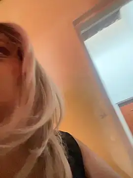 Snapshot of _samara chatting on September 20, 12:06 pm samara online show from September 20, 12:06 pm