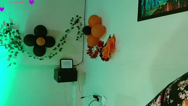 Snapshot of _samara chatting on October 4, 7:12 pm samara online show from October 4, 7:12 pm