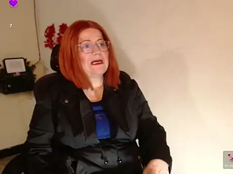 Snapshot of _samara chatting on November 9, 11:08 am samara online show from November 9, 11:08 am