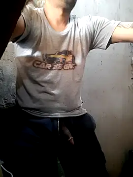 hecwil8 online show from September 10, 7:03 pm