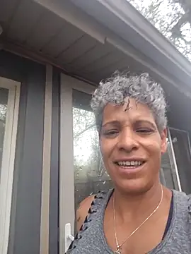 CeceilaMoon online show from March 31, 5:02 pm