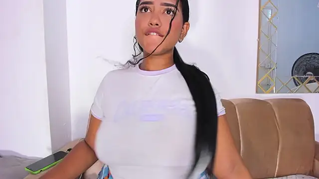 sharlot evans  online show from March 21, 4:32 pm