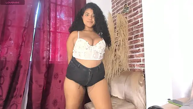 sharlot evans  online show from April 1, 3:42 pm