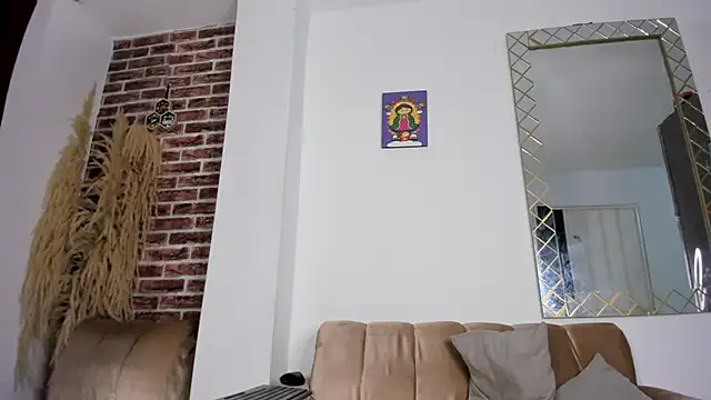 sharlot evans  online show from April 8, 3:50 am