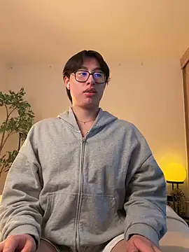 SrLuis18 online show from March 18, 12:36 am